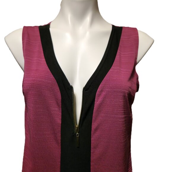 ❤️ 4/$20 Suzie in the City tank top Women's large Purple black V-neck front zip - Picture 3 of 13